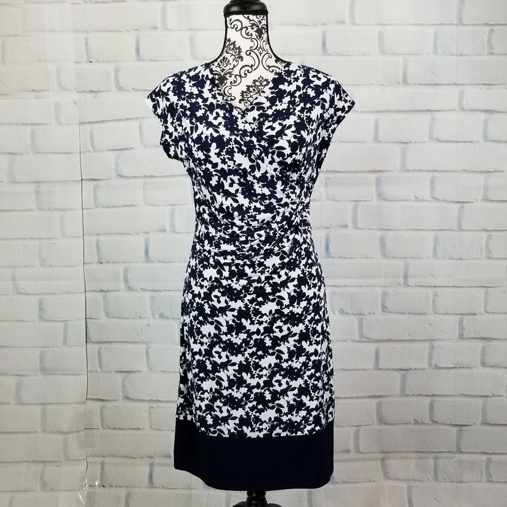 New York & Company sz s stretch knit floral dress